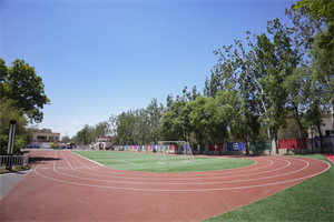 北京东方红学校明德学院校园环境