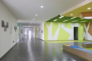 深圳道尔顿新华公学校园环境