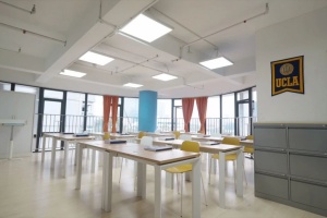 荔湾圣士提芬书院校园环境