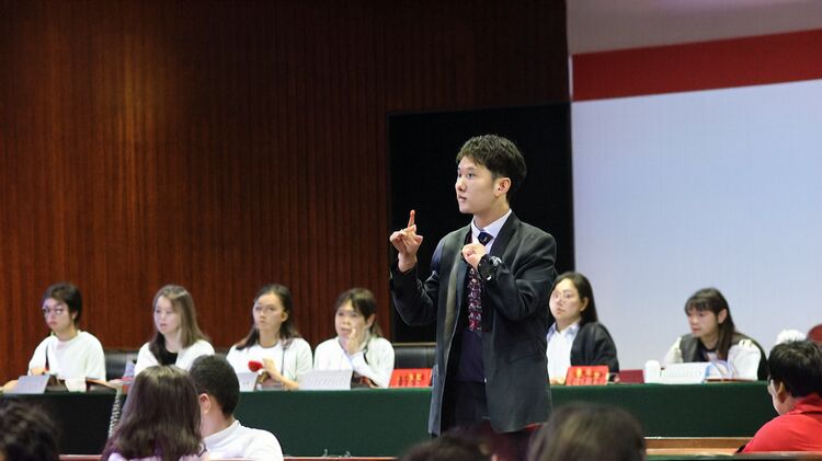 南外国王国际学校校园环境