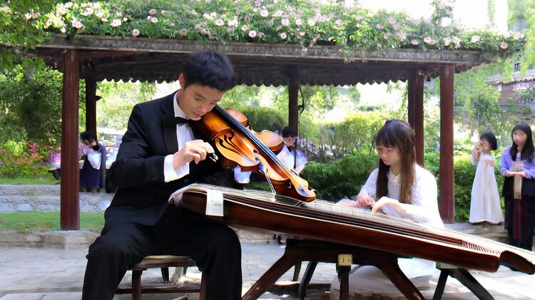 高中双语国际学校