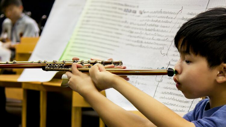 伯尔尼国际学院